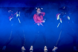 Greeicy y Mike Bahía en el Teatro Jorge Eliécer Gaitán
