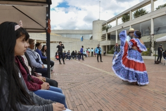 VII Festival Ciudad de Folclor -  CDC El Porvenir.