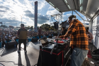 Serenata Rap en el Escenario Móvil