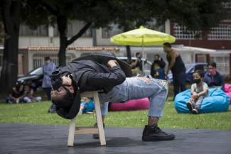 Entre Sombras - Danza en la Ciudad.