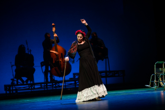 Frida Libre, Flora Martinez.