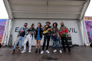 Escenario Móvil, Artista invitado.