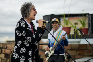 Gira En Casa de la Vecina, Aterciopelados.