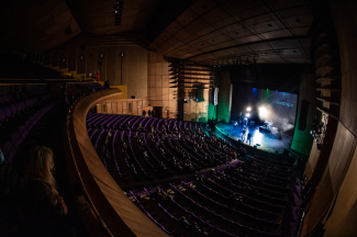 4x Trueque en el Teatro Jorge Eliécer Gaitán