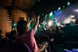 4x Trueque en el Teatro Jorge Eliécer Gaitán