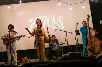 Zazous presenta 13 lunas en el estudio Gaitán.