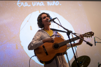 Zazous presenta 13 lunas en el estudio Gaitán.