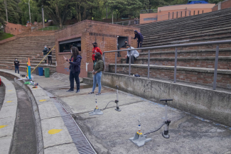 Lunada en La Media Torta con el show Yo no me llamo Freddie Mercury de Camilo Colmenares y la Misión Quynza del Planetario de Bogotá