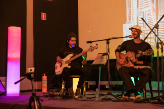 Jumaos: Vibraciones acústicas en la Sala Gaitán.