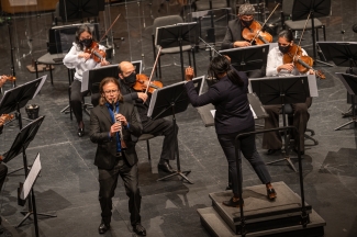 La Orquesta Filarmónica Juvenil de la OFB en vivo.