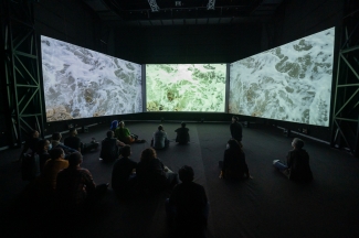 Inauguración videoinstalación Mojana - Ciclo Rosa 
