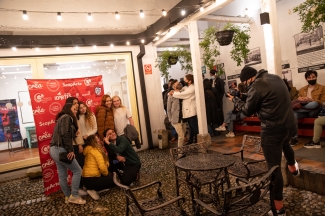 El teatro y el cierco se encuentran.