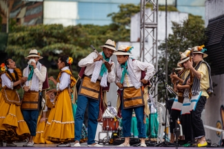 Festival Danza en la Ciudad Toma bailada Chapinero