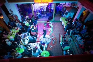 Salsa al Parque llegó a Casa de Citas