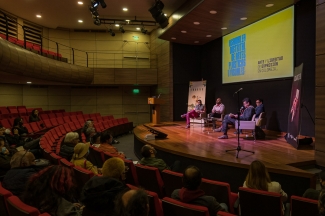 Asamblea distrital de artes plasticas y visuales.