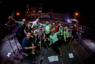 Salsa al Parque Domingo