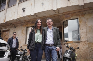 Visita Alejandro Gaviria Castillo de las Artes