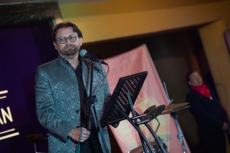 Lanzamiento del primer salón Arte a la KY