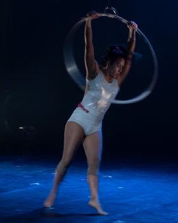 Artista en escenario