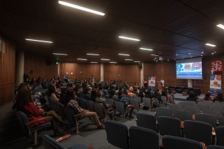 Inaugurada la Exposición Crear, sentir, jugar