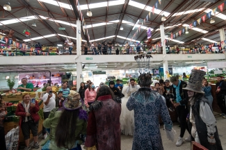 Teatro en Plazas de Mercado