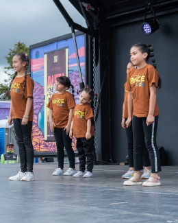 Presentaciones de grupos de danza participantes de el programa Es Cultura Local en el marco del XV Festival de Danza en la Ciudad en la localidad de Suba