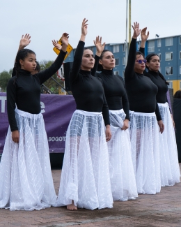 Presentaciones de grupos de danza participantes de el programa Es Cultura Local en el marco del XV Festival de Danza en la Ciudad en la localidad de Bosa