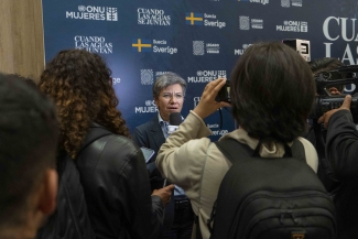 Alcaldesa en entrevista de la Premiere de Cuando se juntan las aguas