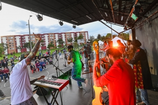 Los Escenarios Móviles celebran a las madres