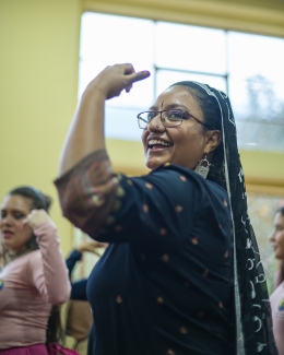 Danza folclórica del desierto de la India