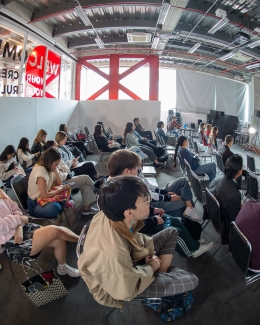    	 LCI - Escuela de Moda, Arte y Diseño
