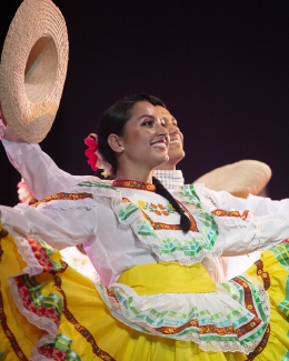 Festival Folclórico Colombiano