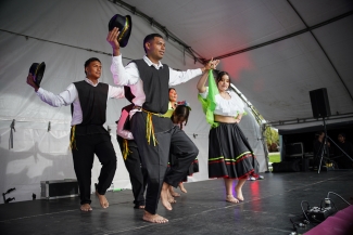 Toma artística por la paz
