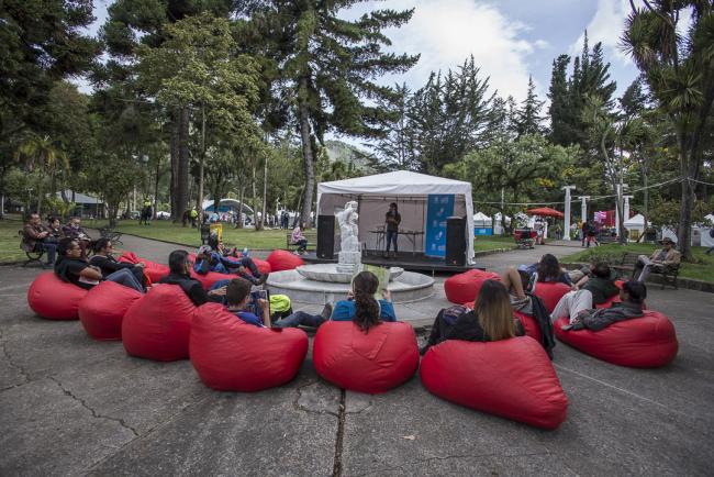 Lectura Bajo los Arboles 2017