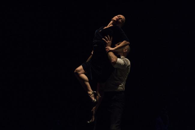 Tu Nombre me sabe a tango.