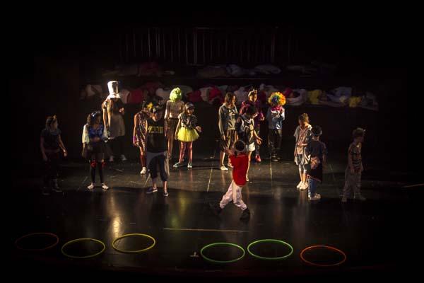 Obra Petrushka de la Compañía Joven de Danza Crea