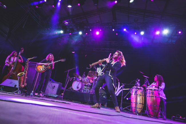 Yamile Burich & Ladies Jazz