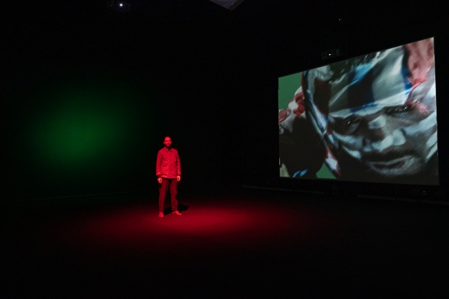 Camilo Restrepo, Videoinstalación - Tele-Visión.
