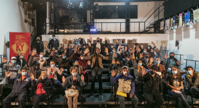 Encuentro de formación con artistas del espacio público