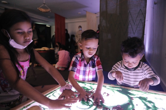 Fotografía niños jugando