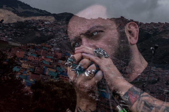 Distorsión, Escenarios en la cuadra