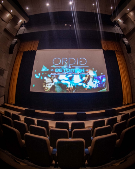 Sonar en CKWEB -Teatro el Ensueño